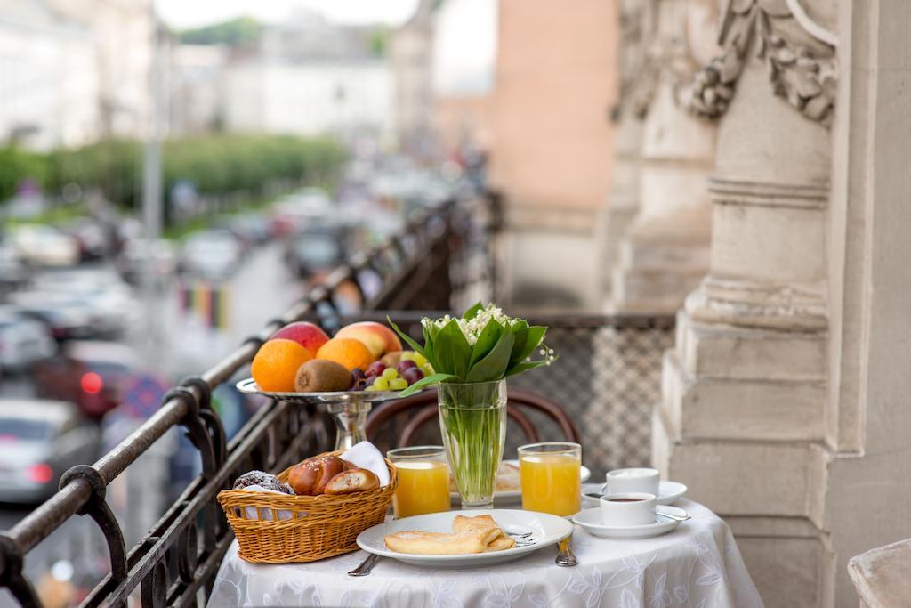George Hotel 3*