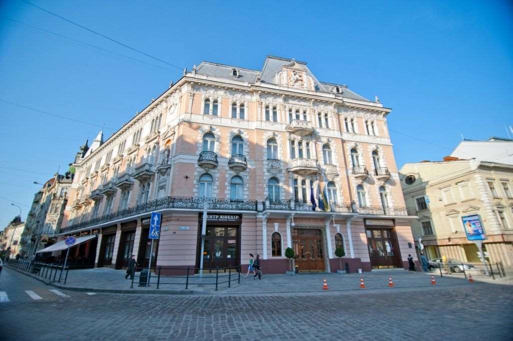 George Hotel 3*
