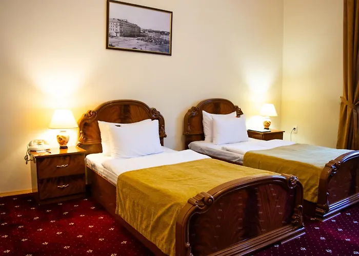 George Hotel