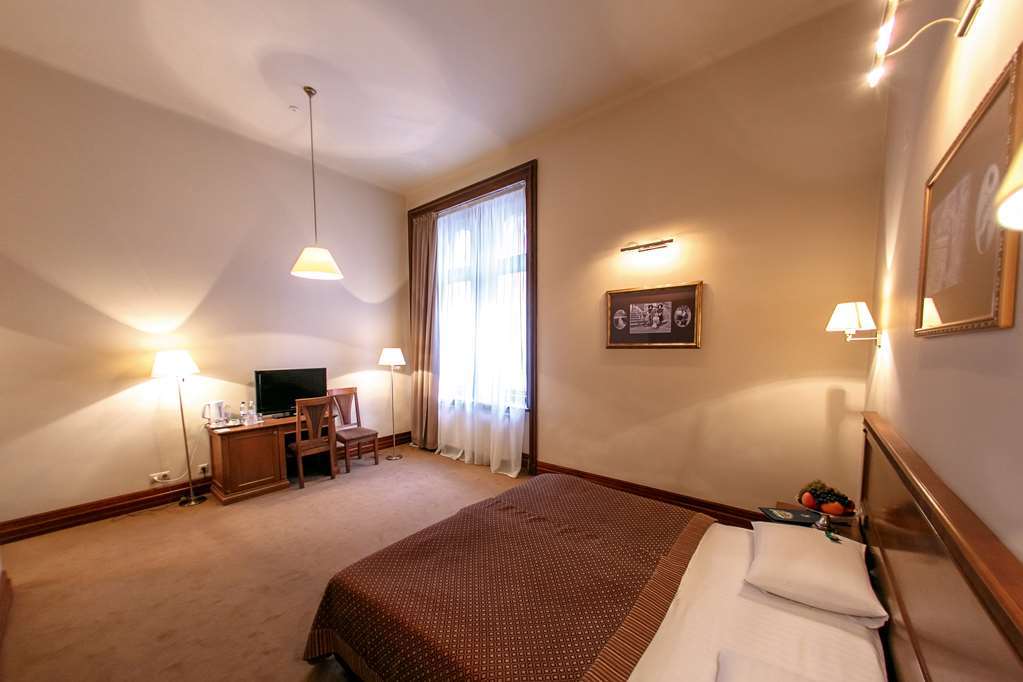 George Hotel 3*